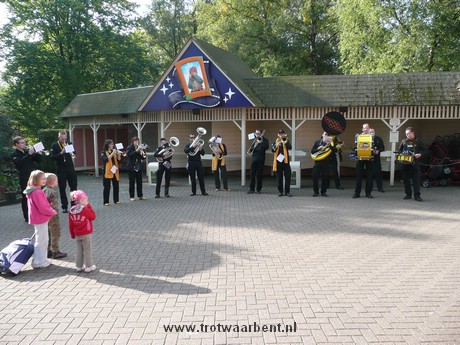 001.JPG